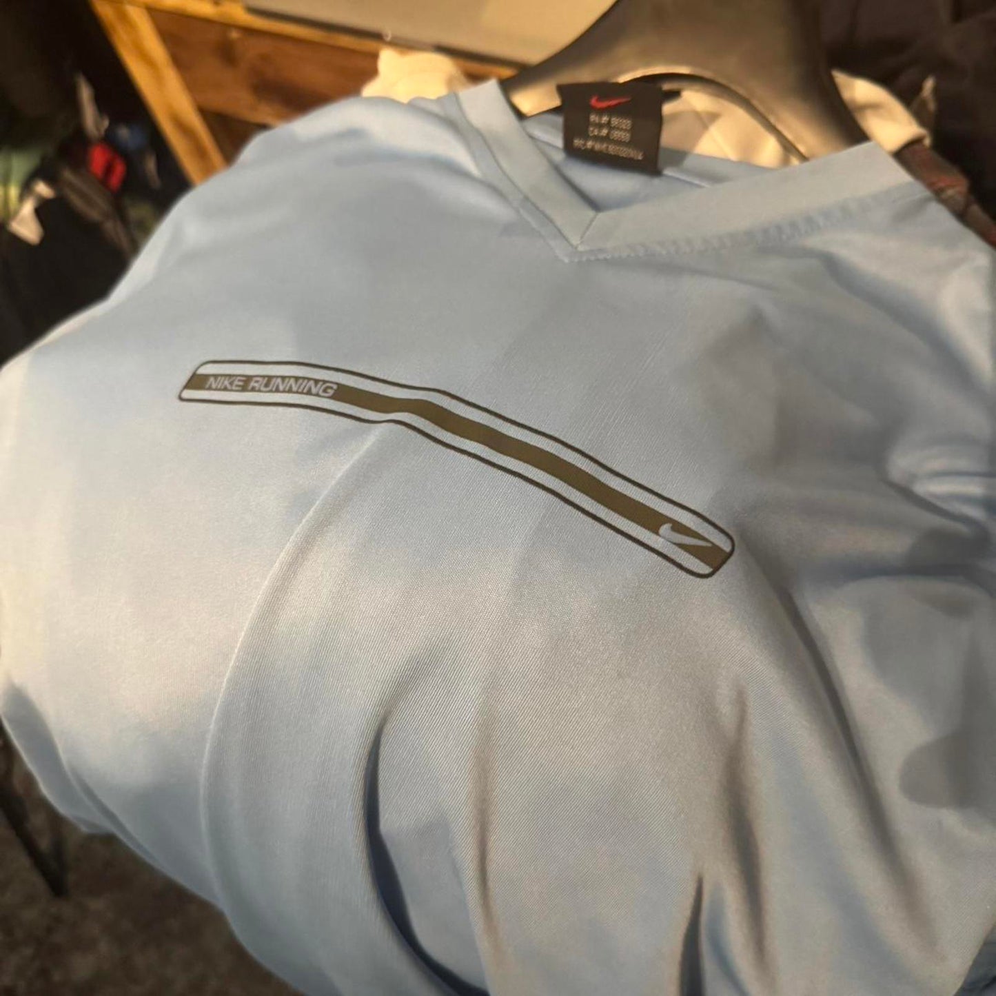 Nike Running V-Neck Tech Tee – Sky Blue
