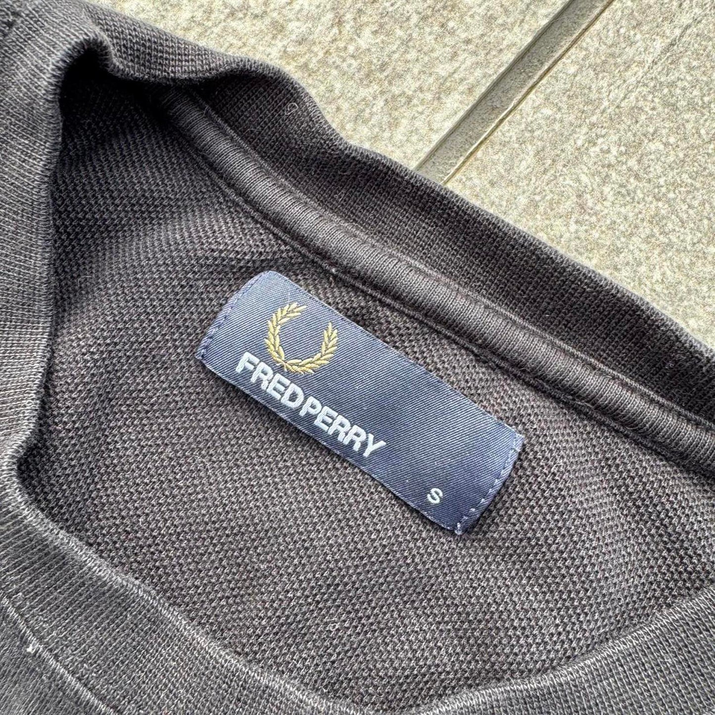 Fred Perry Striped Pocket T-Shirt – Black/Grey