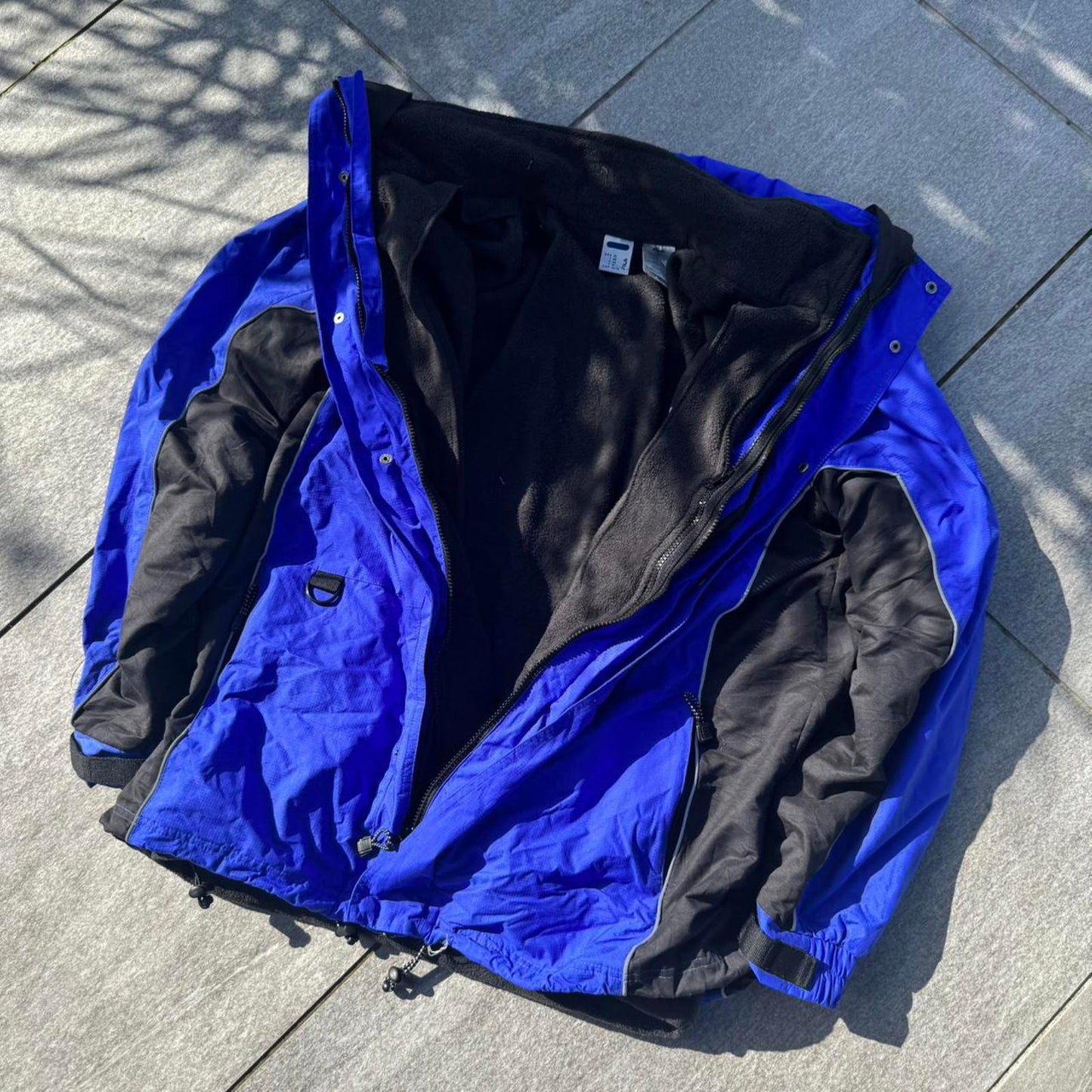 Fila 90s Style Blue & Black jacket ( plus detachable fleece)