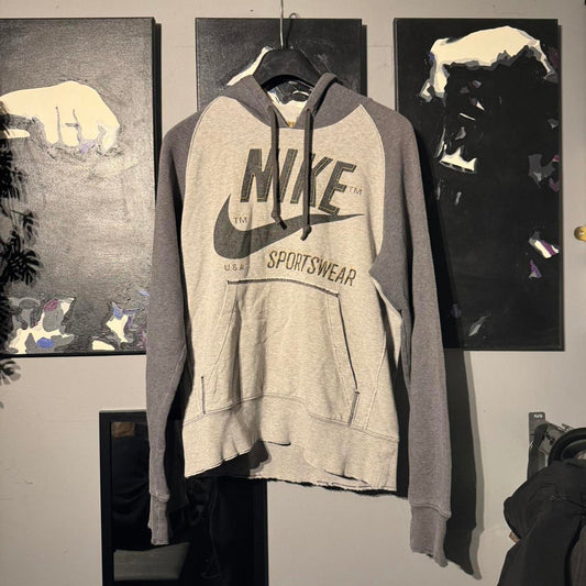 Vintage Nike Sportswear Hoodie (M)